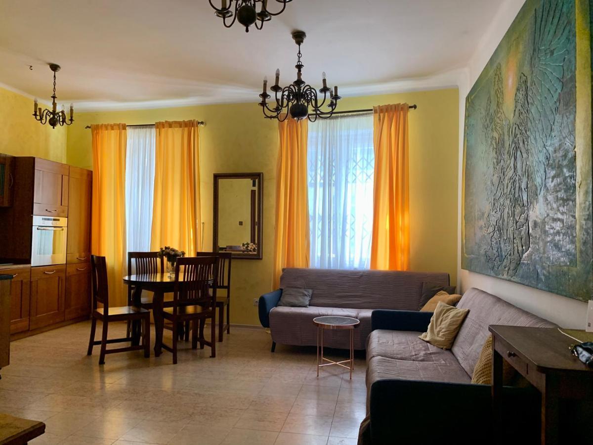 Beautiful And Charming Apartment In The Heart Of The Old Town Varsovia Exterior foto